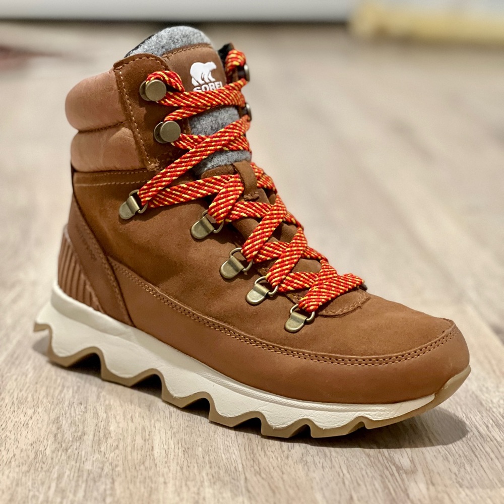 Sorel Kinetic Conquest Snow/Hiking Boot Size 7.5 Brown